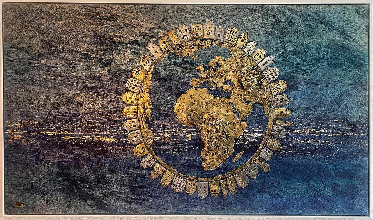 Bruno Reuter: Unsere Erde (Our Earth) / Metallic parts from old musical instruments, background made of coloured slate / 111x62cm, 2025 Image: Bruno Reuter